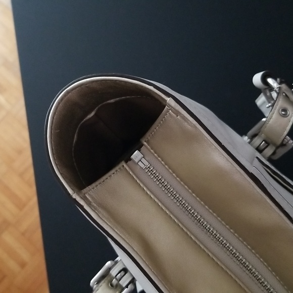 Coach purse - Picture 6 of 6